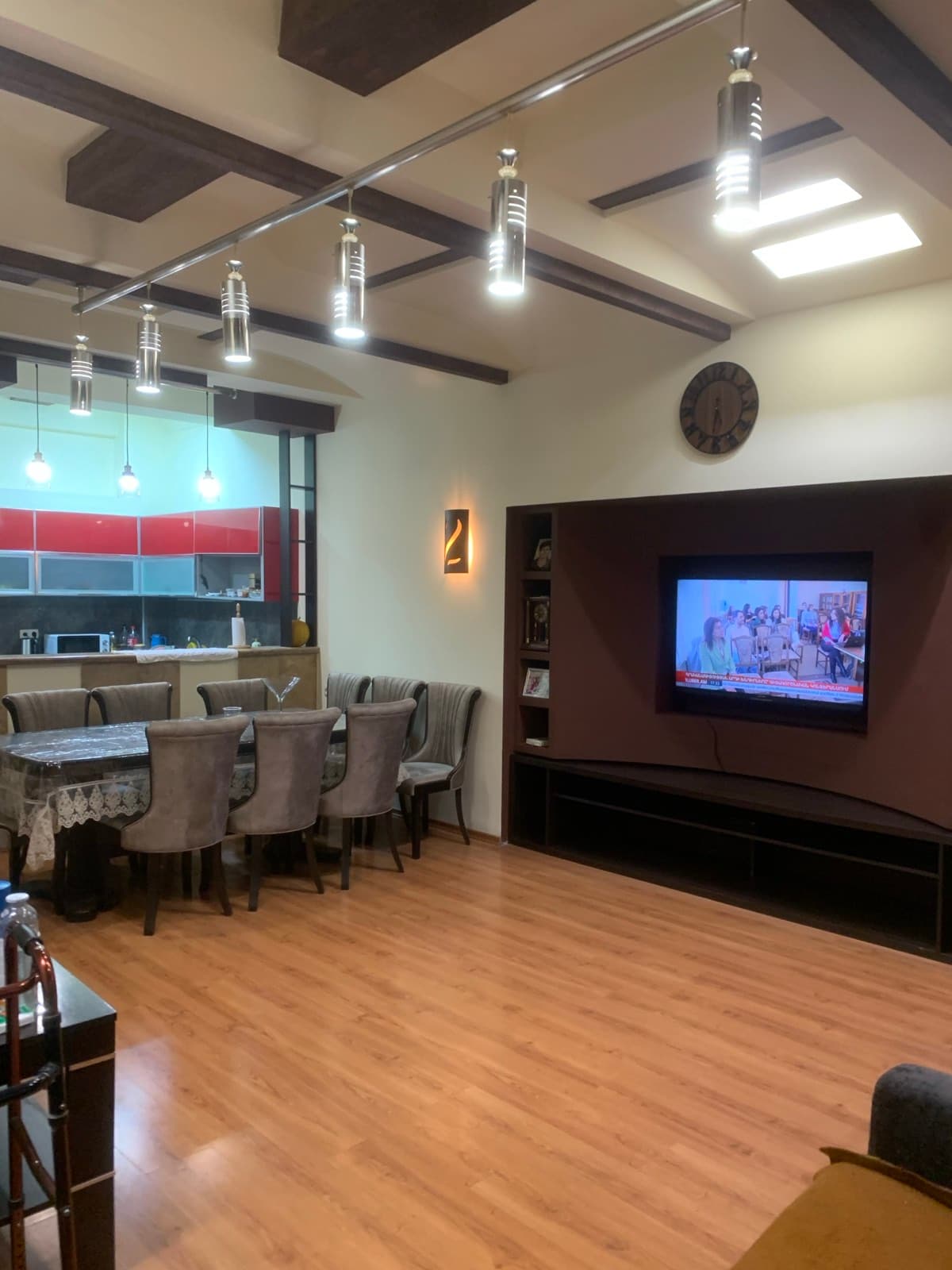 ԹԱՈՒՆՀԱՈՒՍ ՎԱՃԱՌՔ